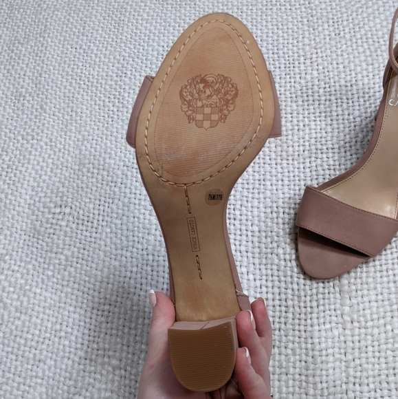 New Vince Camuto Corlina Baby Pink Suede Open Toed Block Heels Size 7.5 / 37.5 - Picture 7 of 9